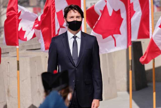 Canadian PM: Unvaccinated People Are ‘Racists’