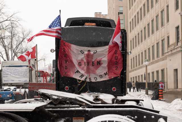 Truckers Protesting COVID Mandates Set To Hit U.S. Roads