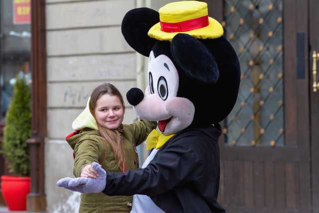 4 Disney Employees Arrested In Human Trafficking Operation