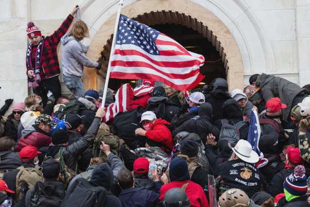Caught On Camera: NY Times Reporter Spills Beans About Jan. 6 Riot