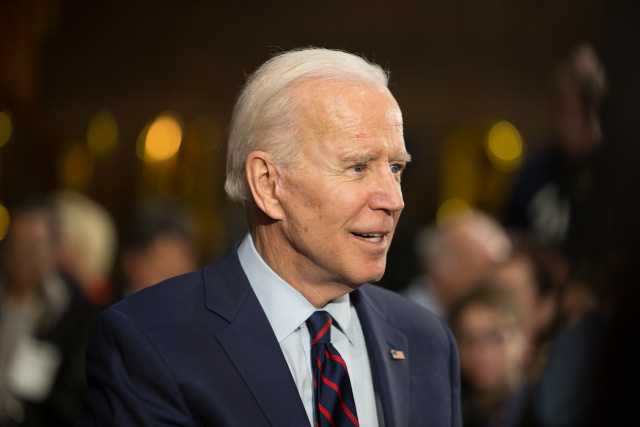 WATCH: Joe Biden Wanders Around In Crowd Looking Totally Lost