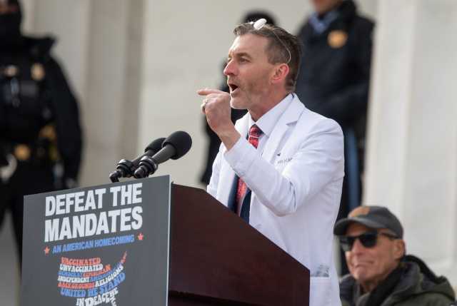BREAKING: 17,000 Doctors Call For End To COVID-19 Emergency