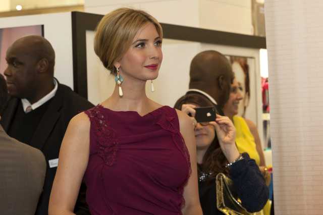 MUST-SEE: Kellyanne Conway Reveals Note Ivanka Trump Slipped Her…